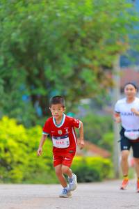 BIB: 8188
                            <button type="button" onclick="openModal(18880227)" class="btn btn-primary btn-sm float-right btn-popup" data-toggle="modal" data-target=".modal-high-quality">
                        <i class="fas fa-shopping-cart"></i> Add to Cart
                    </button>
                                            <button type="button" onclick="isThisMe(18880227, true)" class="btn btn-success btn-sm float-right btn-popup btn-isme hidden" data-toggle="tooltip" data-placement="bottom" title="นี่คือรูปของคุณใช่ไหม คลิกที่นี่เพื่อเอาเข้าอัลบั้ม">
                        <i class="fas fa-plus"></i> Add to album
                    </button>
                    <button type="button" onclick="isThisMe(18880227, false)" class="btn btn-warning btn-sm float-right btn-popup btn-isnotme hidden">
                        <i class="fas fa-ban"></i> Remove from album
                    </button>